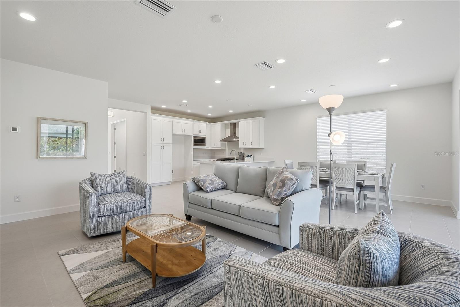 32565 VENETO PL — photo 4
