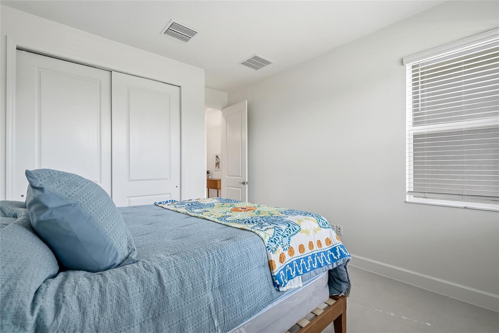 32565 VENETO PL — photo 26
