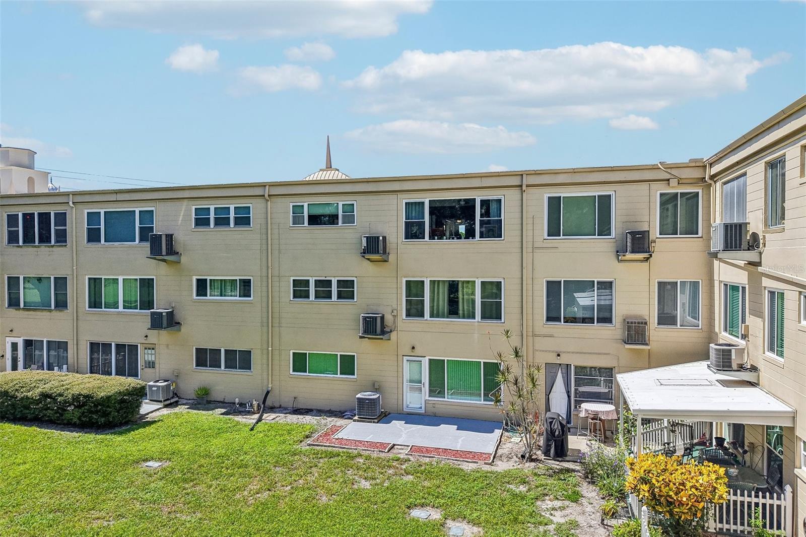 2350 HAITIAN DR #54 — photo 34