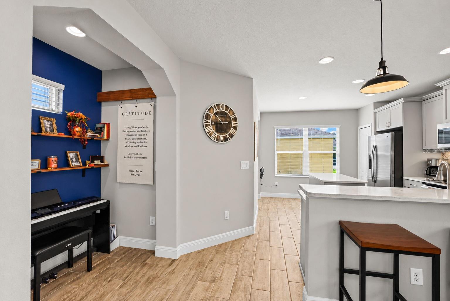 3820 SHIMMERING OAKS DR — photo 17