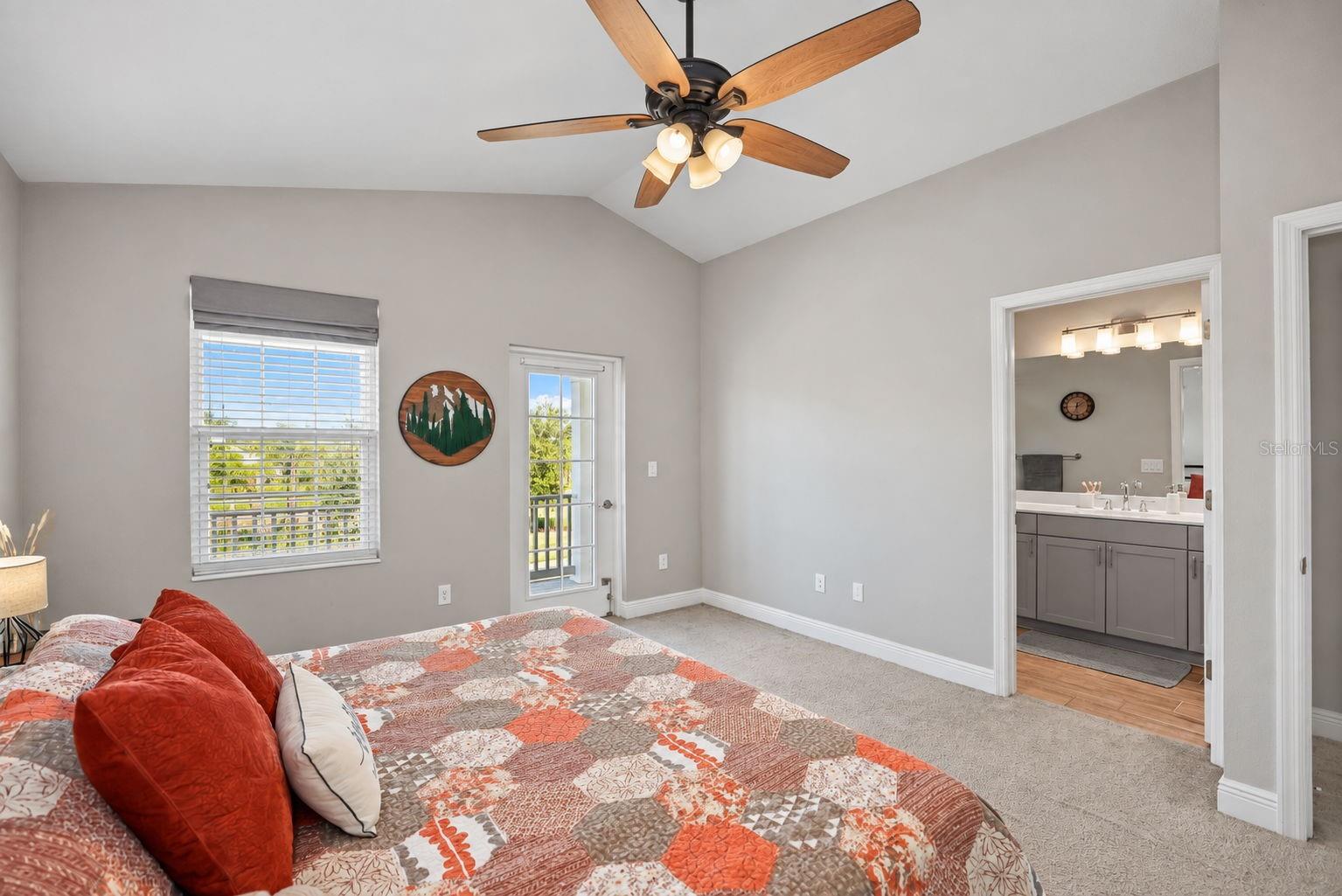 3820 SHIMMERING OAKS DR — photo 22