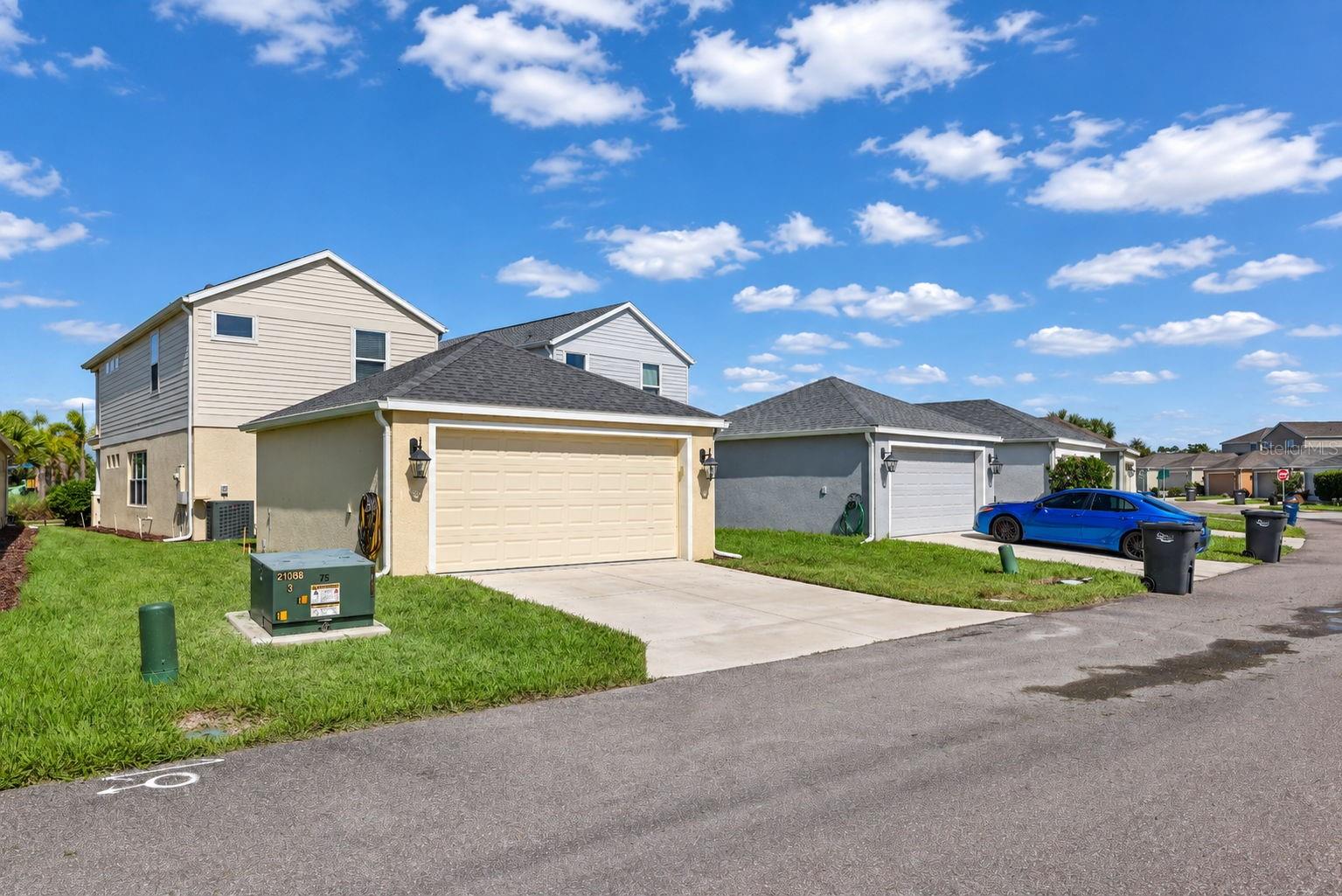 3820 SHIMMERING OAKS DR — photo 34