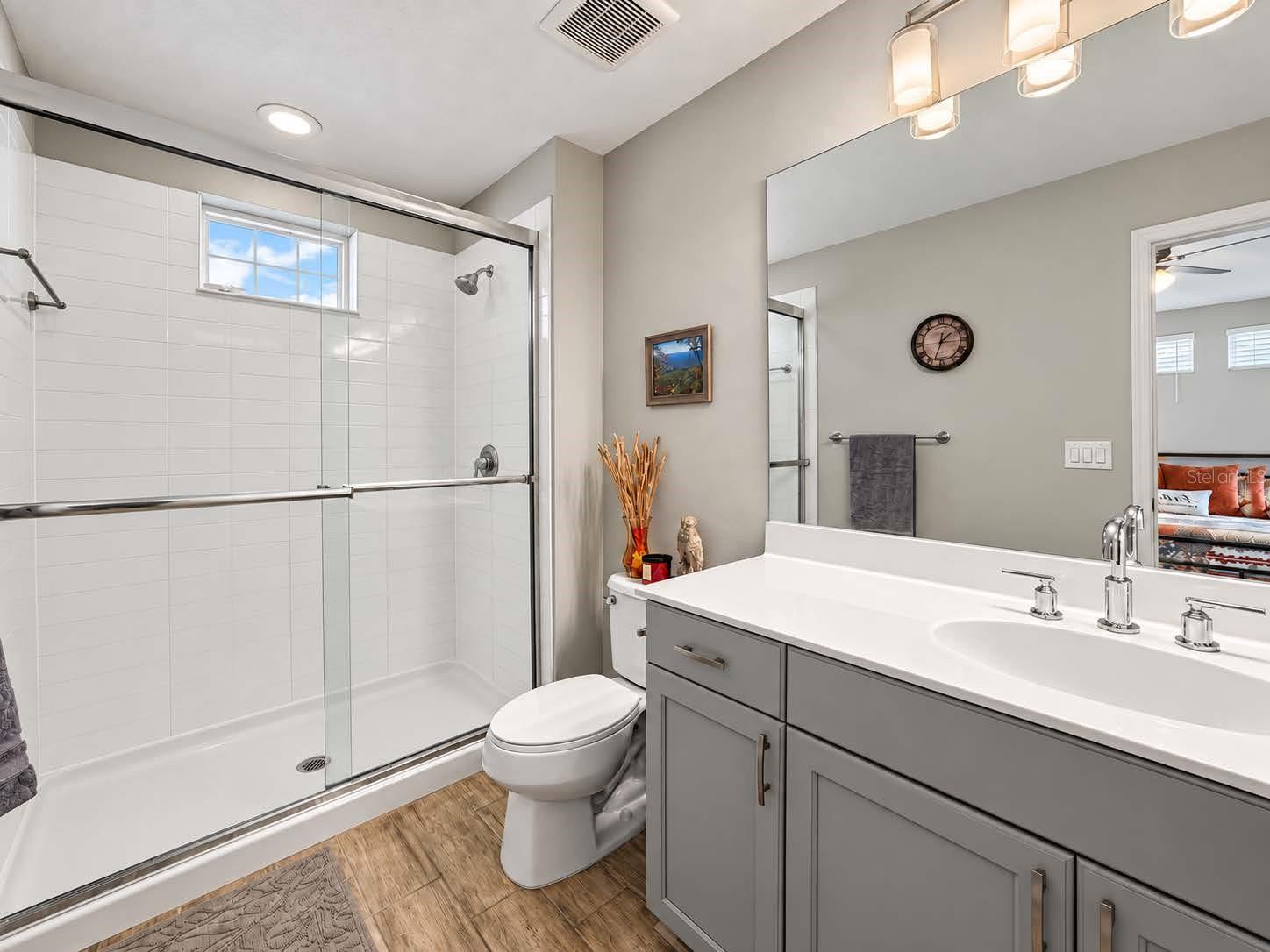 3820 SHIMMERING OAKS DR — photo 24