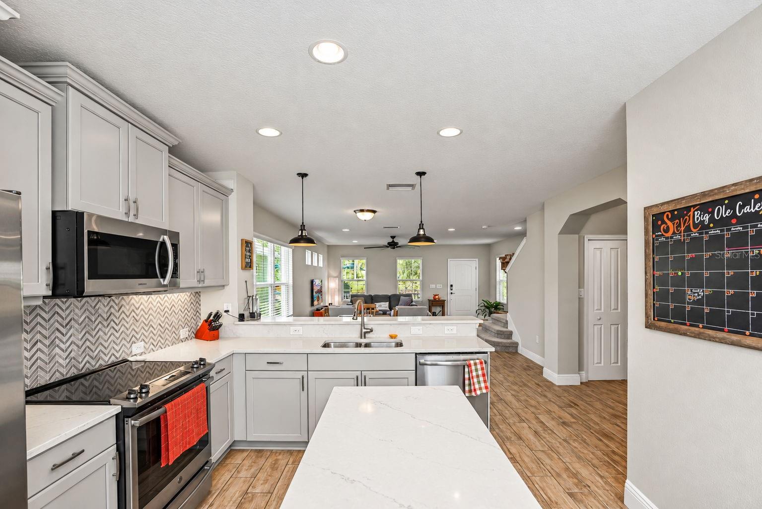 3820 SHIMMERING OAKS DR — photo 16