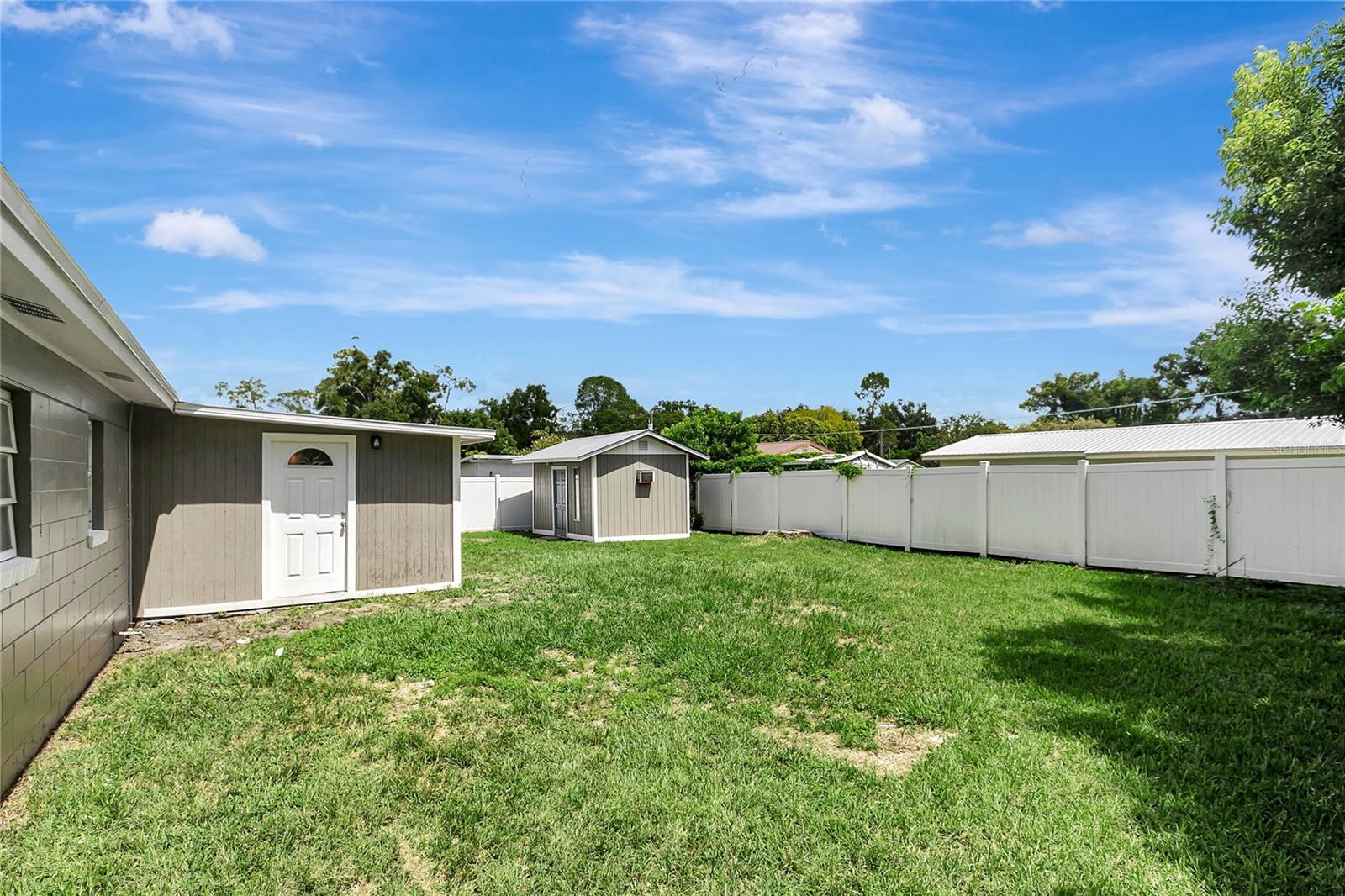 1002 N BRACEWELL DR — photo 33