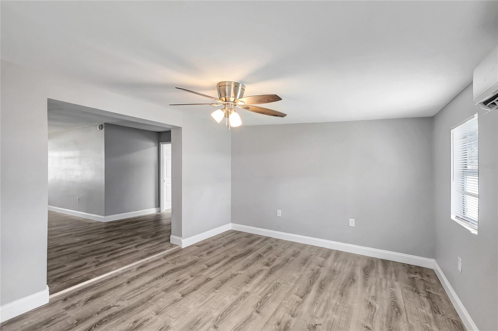 1002 N BRACEWELL DR — photo 20