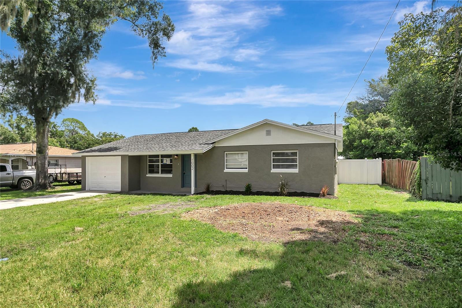 1002 N BRACEWELL DR — photo 3