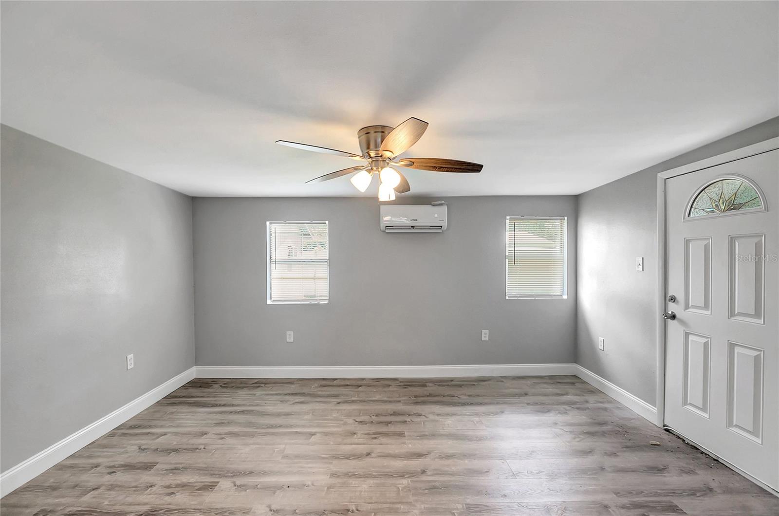 1002 N BRACEWELL DR — photo 17