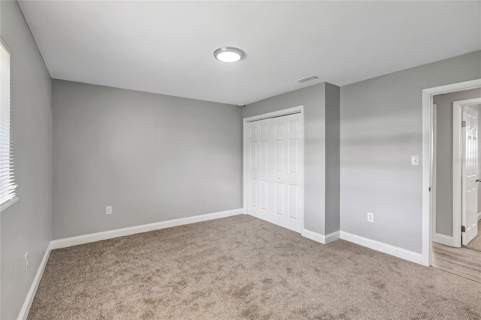 1002 N BRACEWELL DR — photo 22