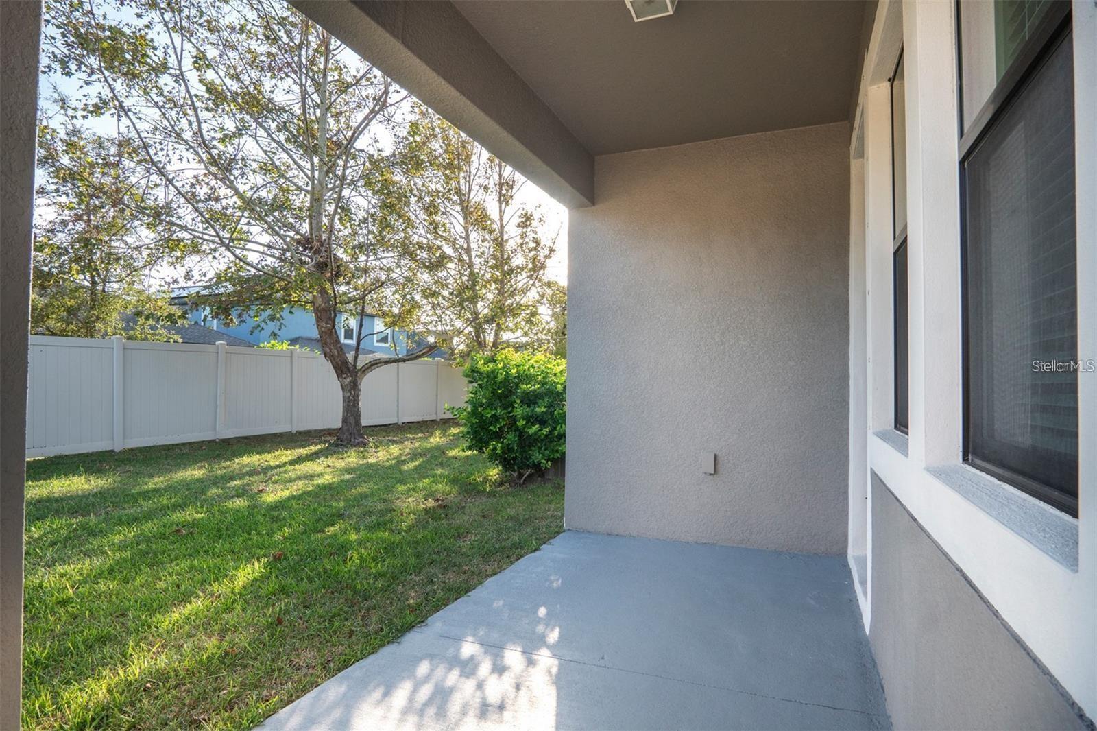 9845 IVORY DR — photo 32