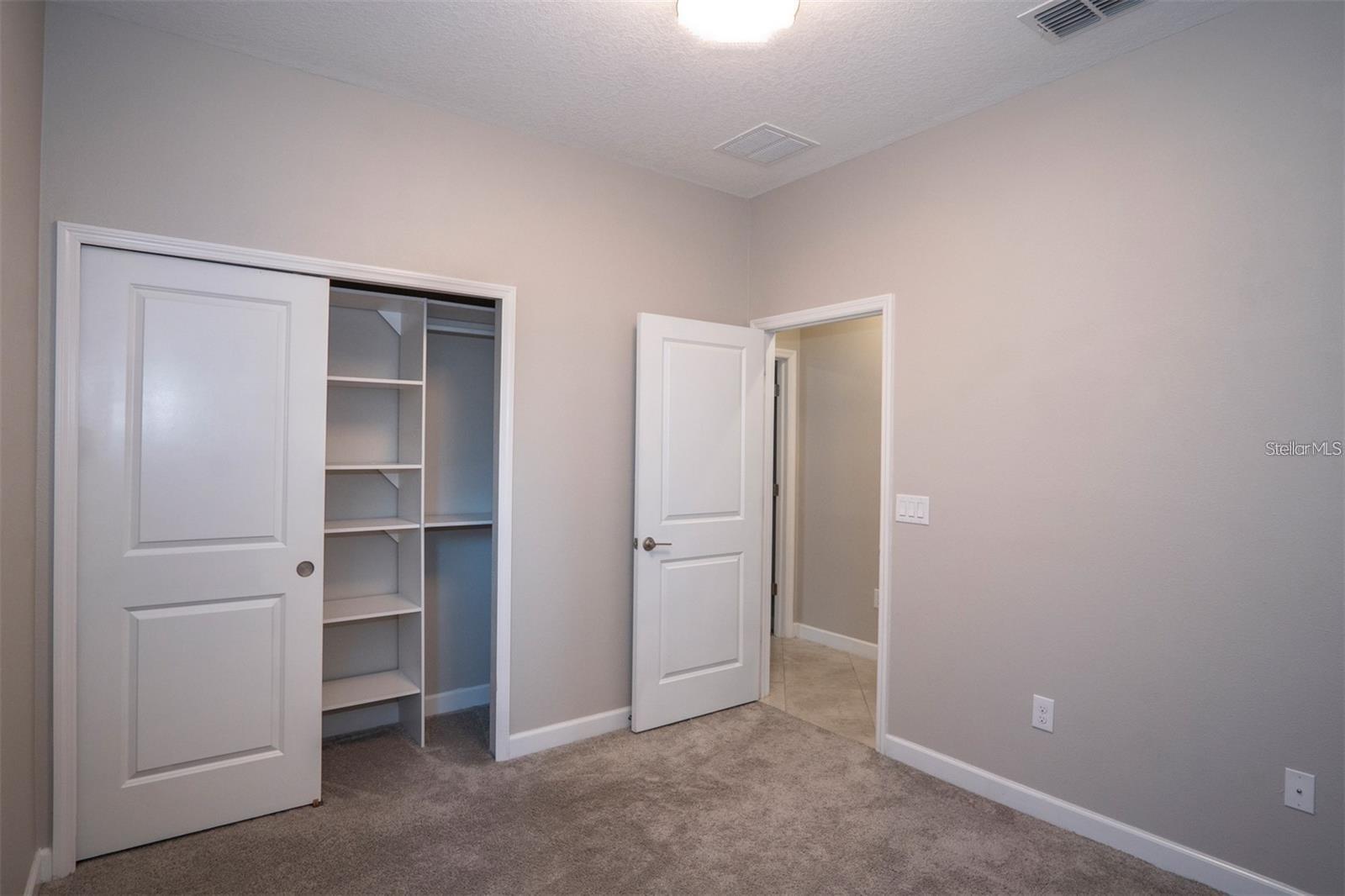 9845 IVORY DR — photo 26