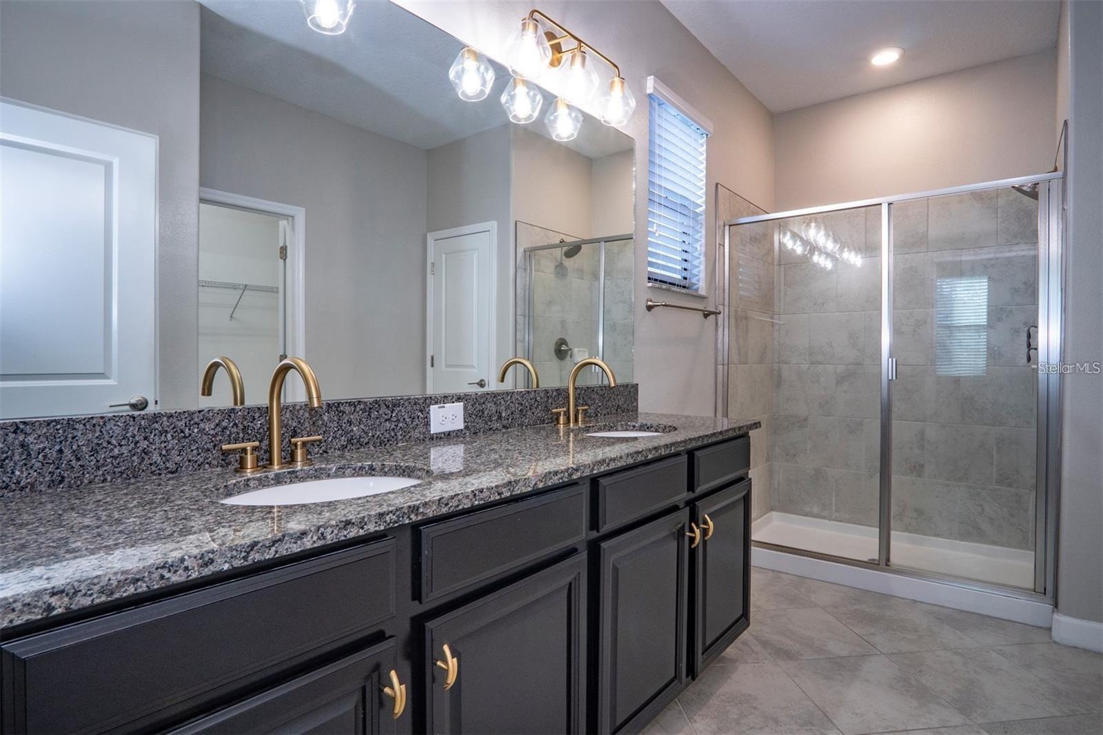 9845 IVORY DR — photo 22