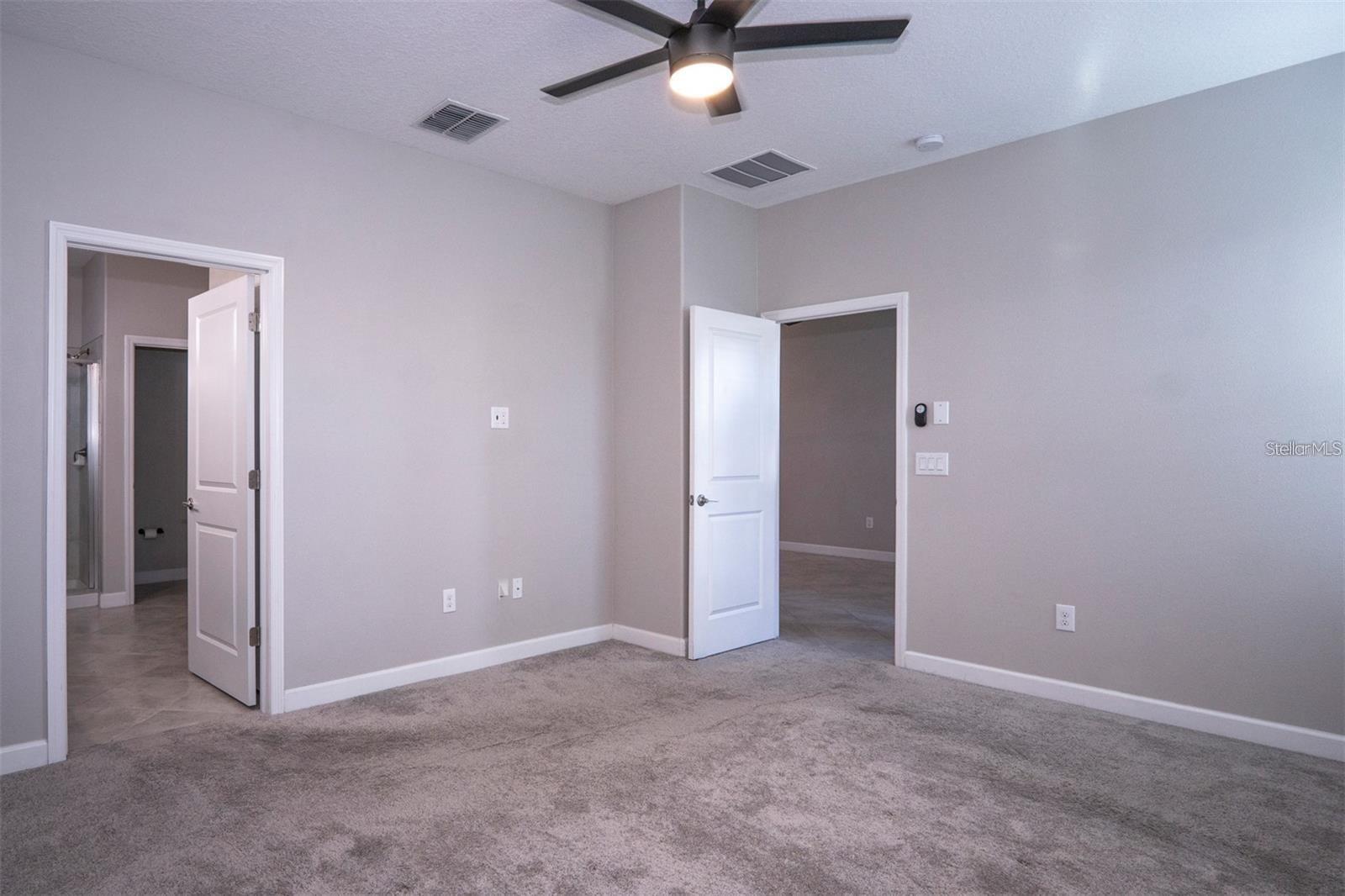 9845 IVORY DR — photo 21