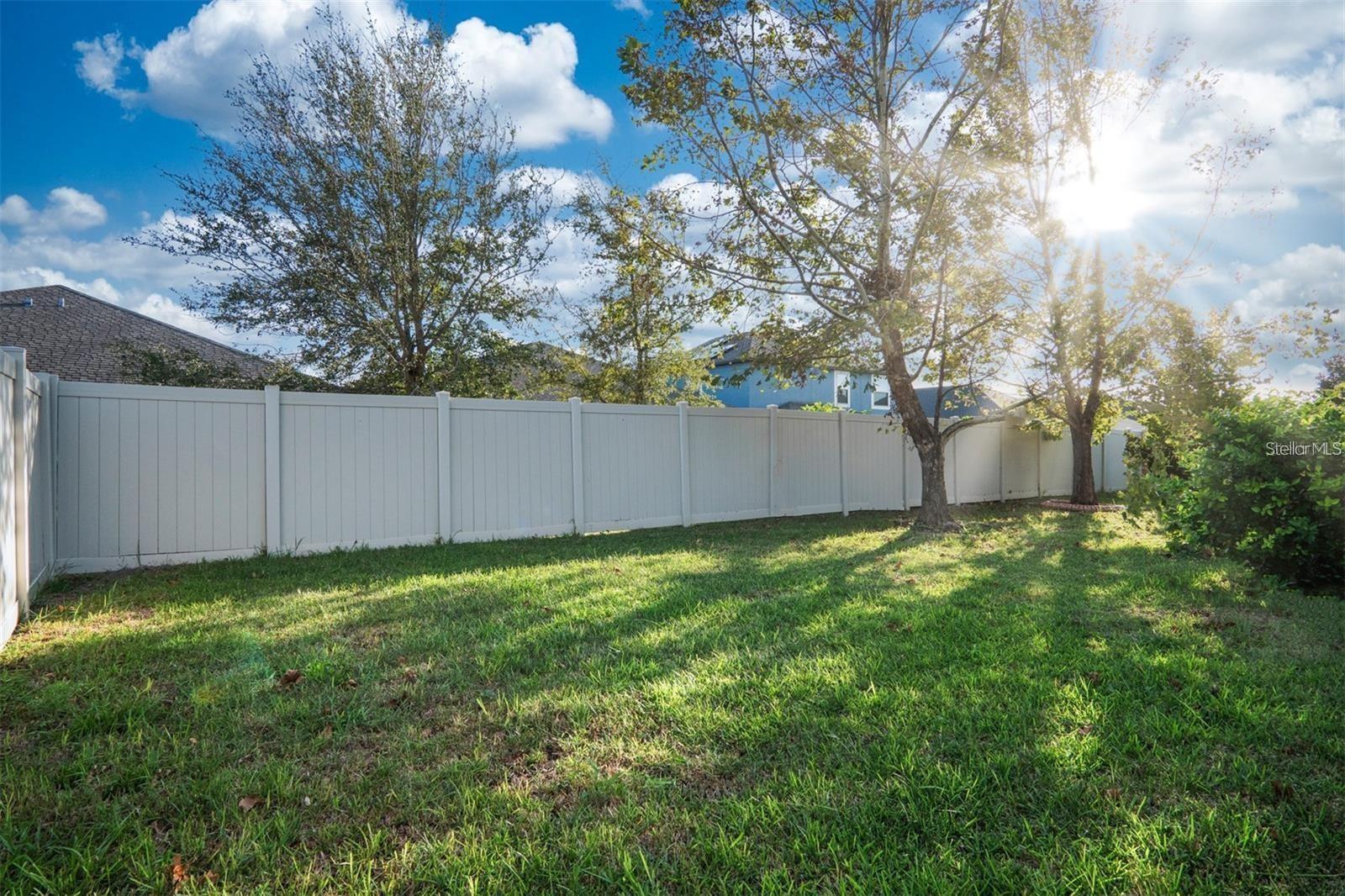 9845 IVORY DR — photo 34