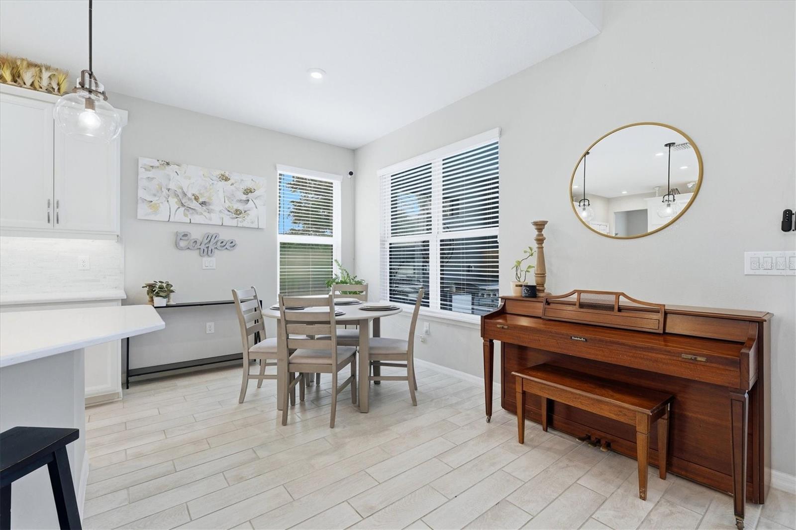 9303 STARRY NIGHT AVE — photo 6