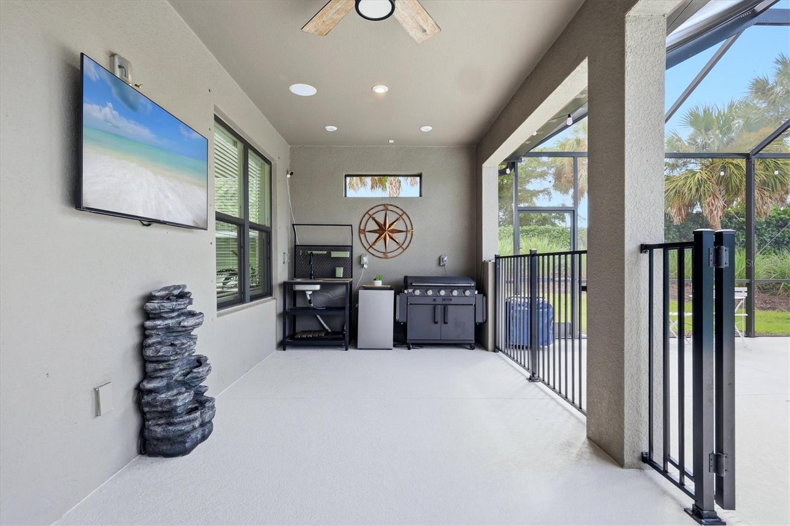 9303 STARRY NIGHT AVE — photo 40