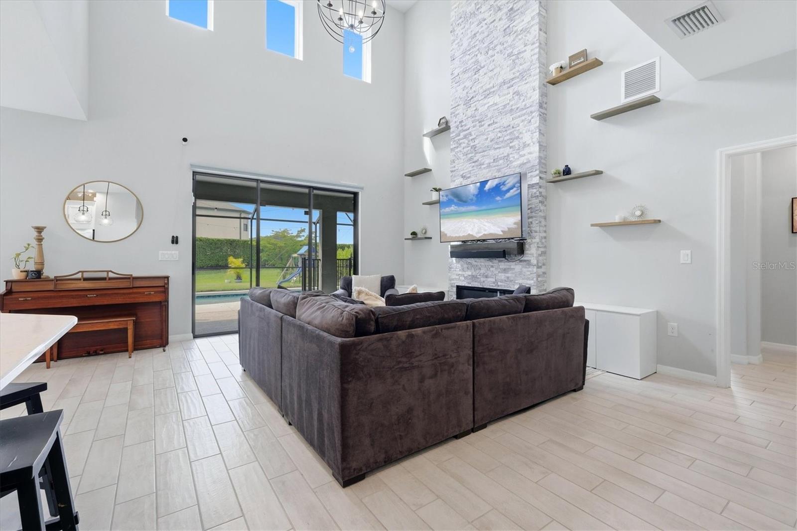 9303 STARRY NIGHT AVE — photo 13