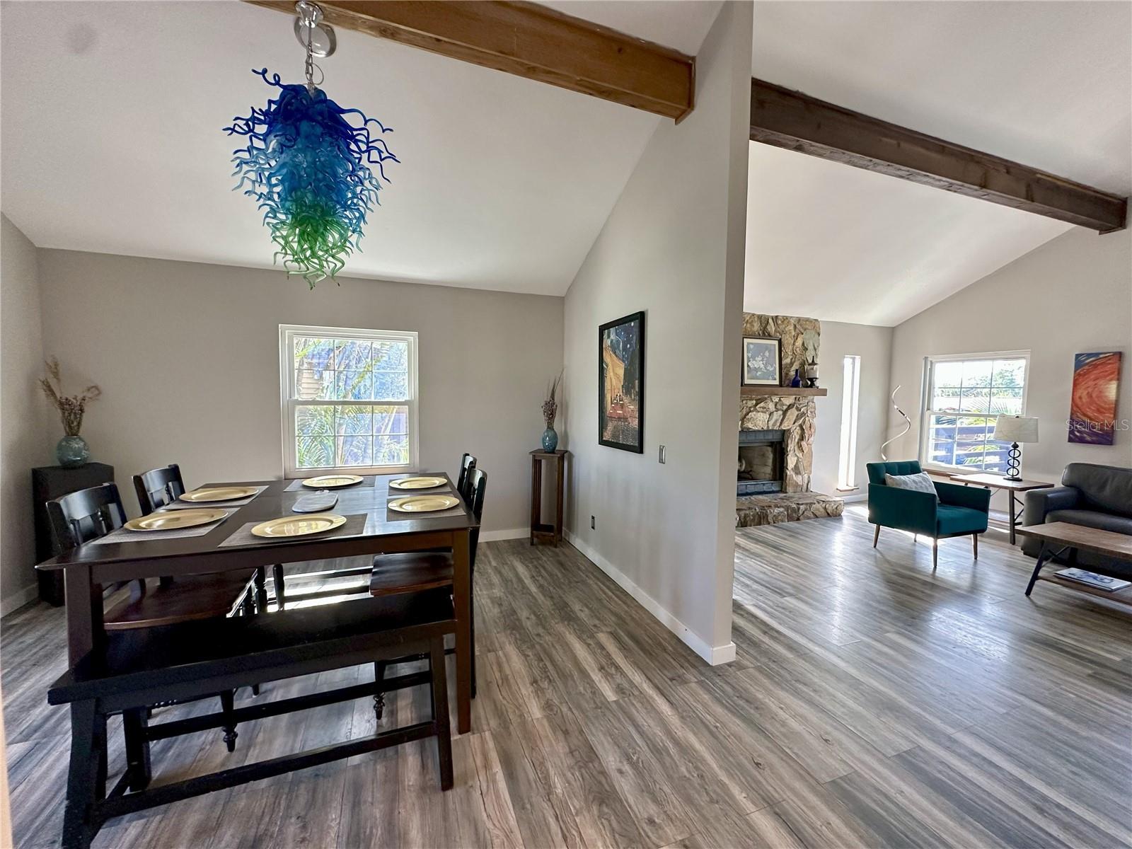 1718 NEVADA AVE NE — photo 12