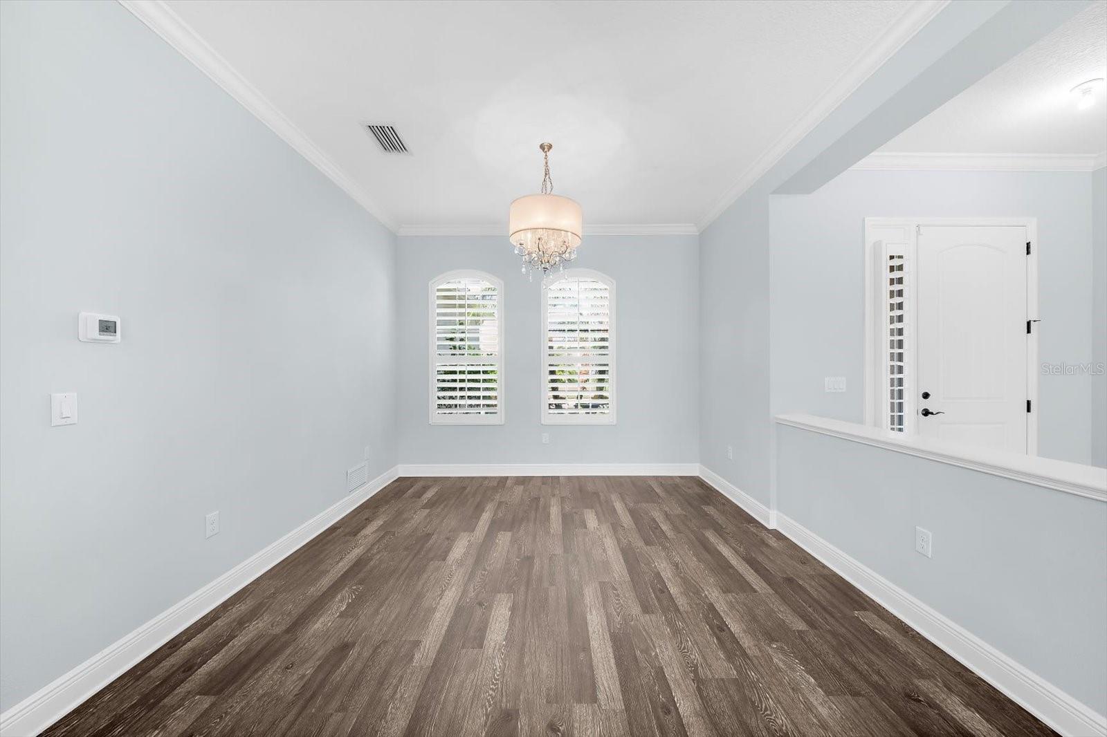 8256 LARKSPUR CIR — photo 13