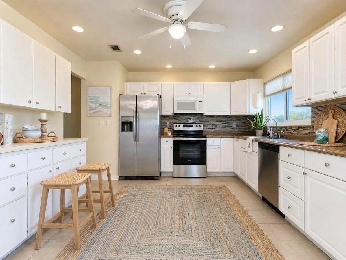 2755 GREENDALE RD — photo 8