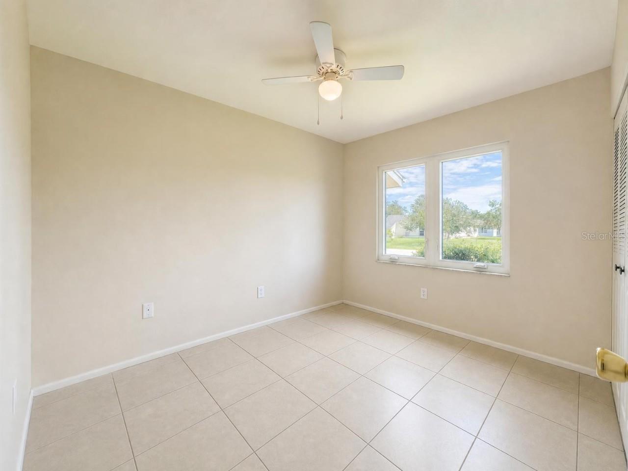 2755 GREENDALE RD — photo 24