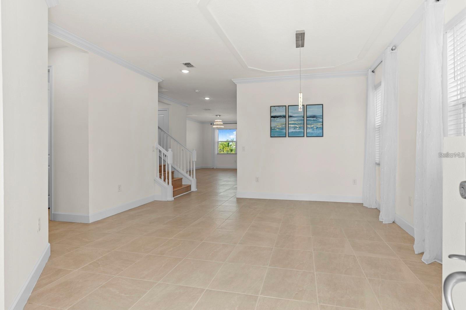 933 SIGNET DR — photo 12