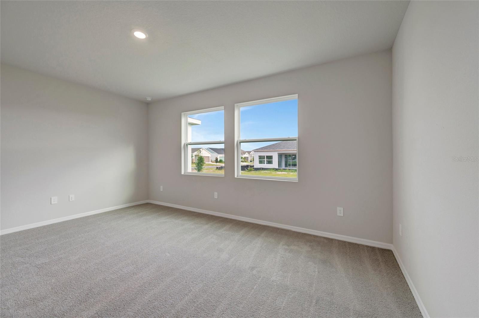 439 SPRING HARVEST DR — photo 15