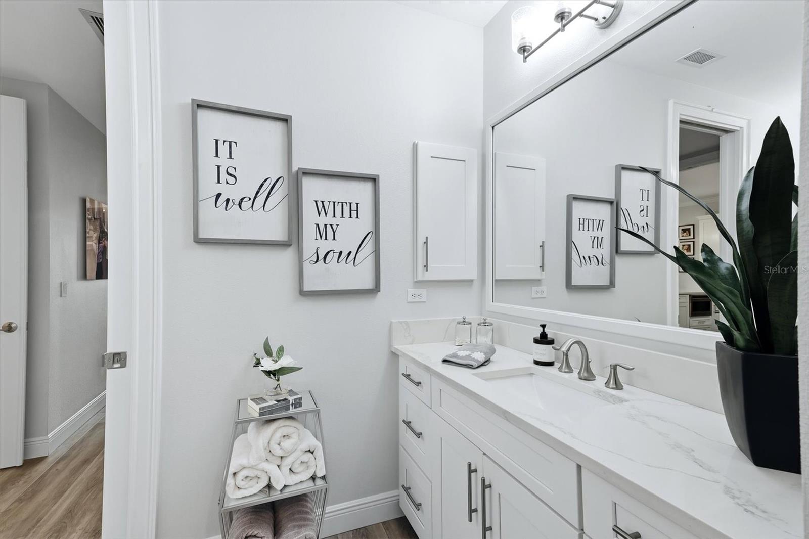 507 TAMIAMI TRL N #201 — photo 32