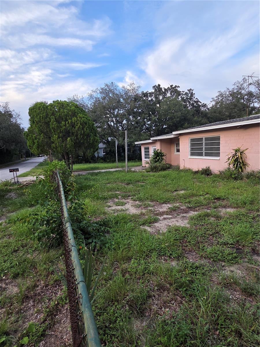 350 N LEVIS AVE — photo 43