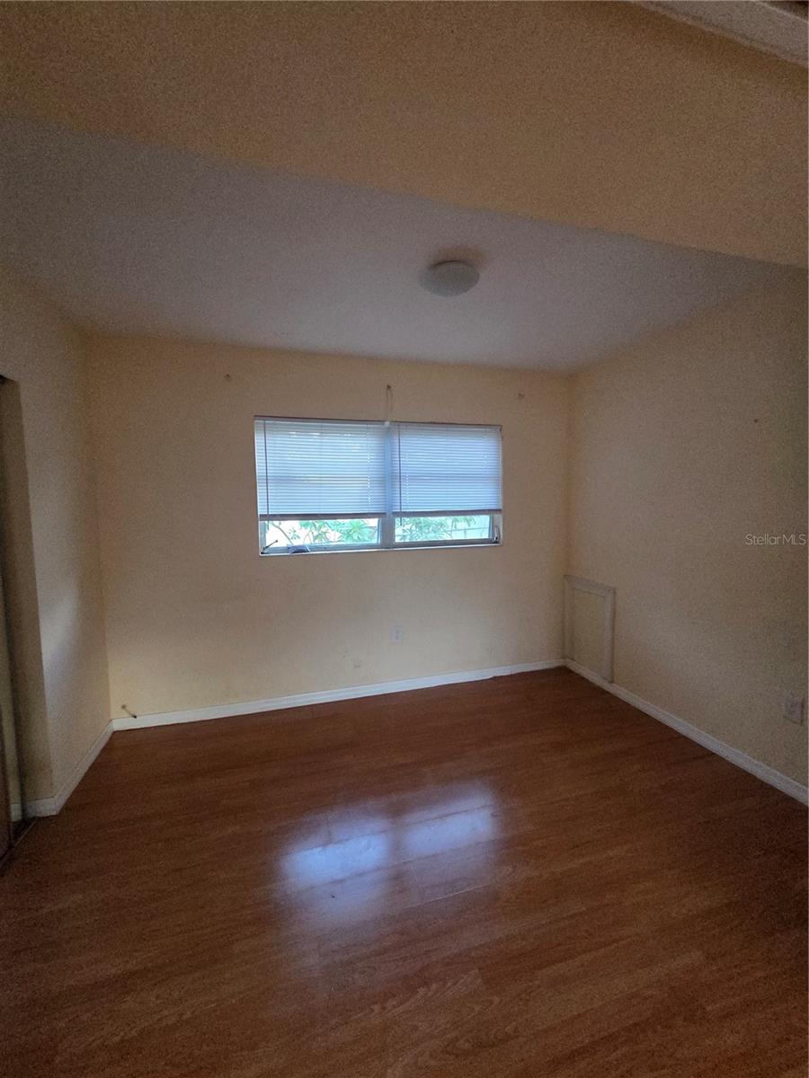 350 N LEVIS AVE — photo 19
