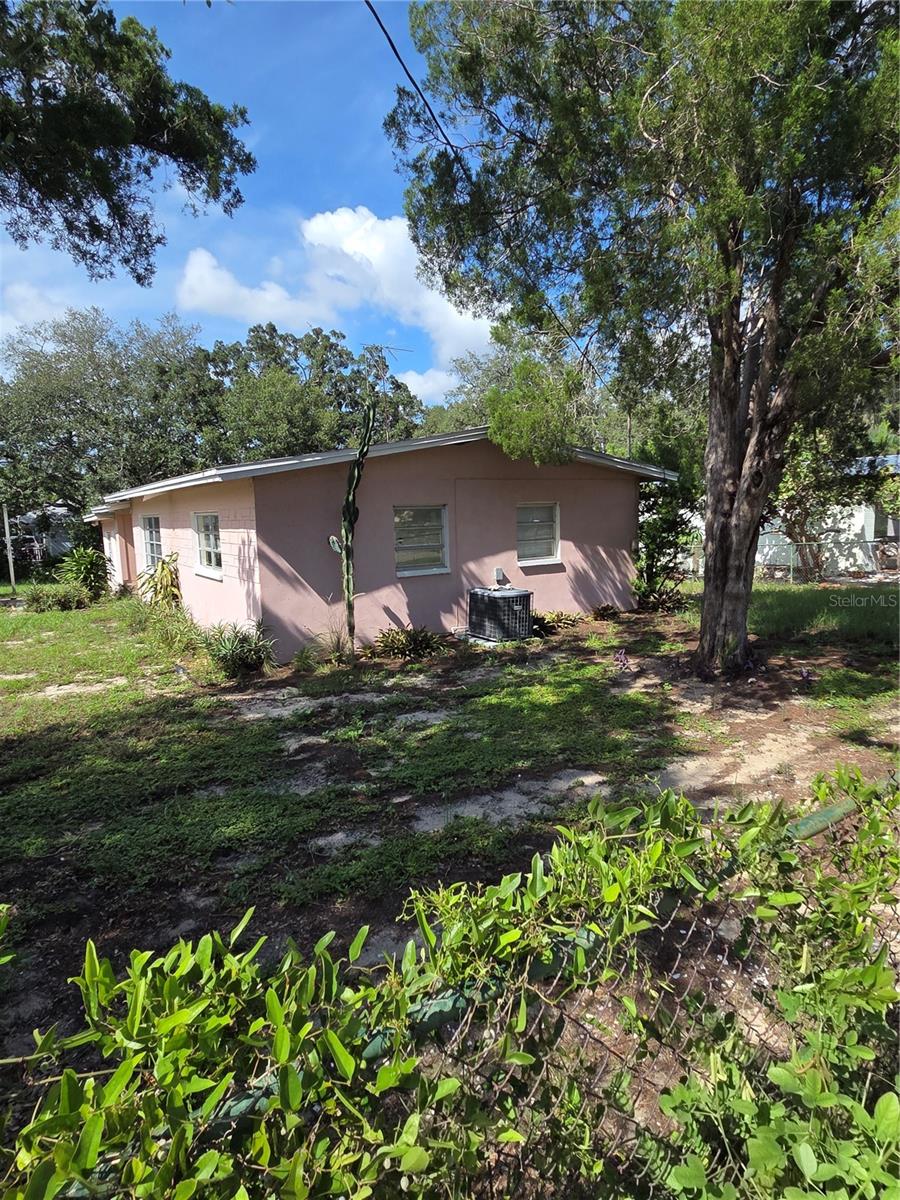 350 N LEVIS AVE — photo 41