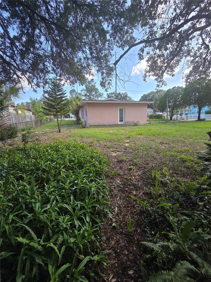 350 N LEVIS AVE — photo 45