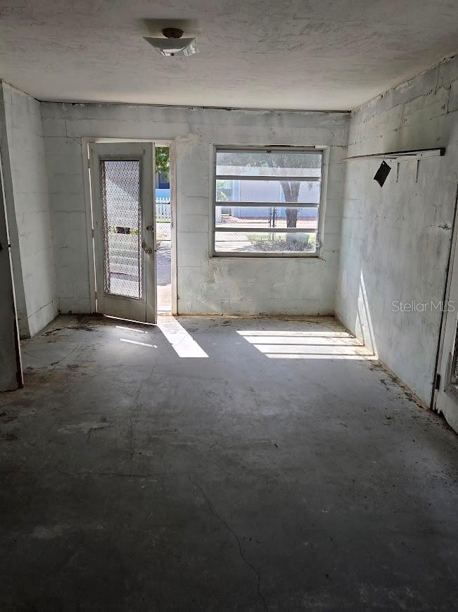 350 N LEVIS AVE — photo 35