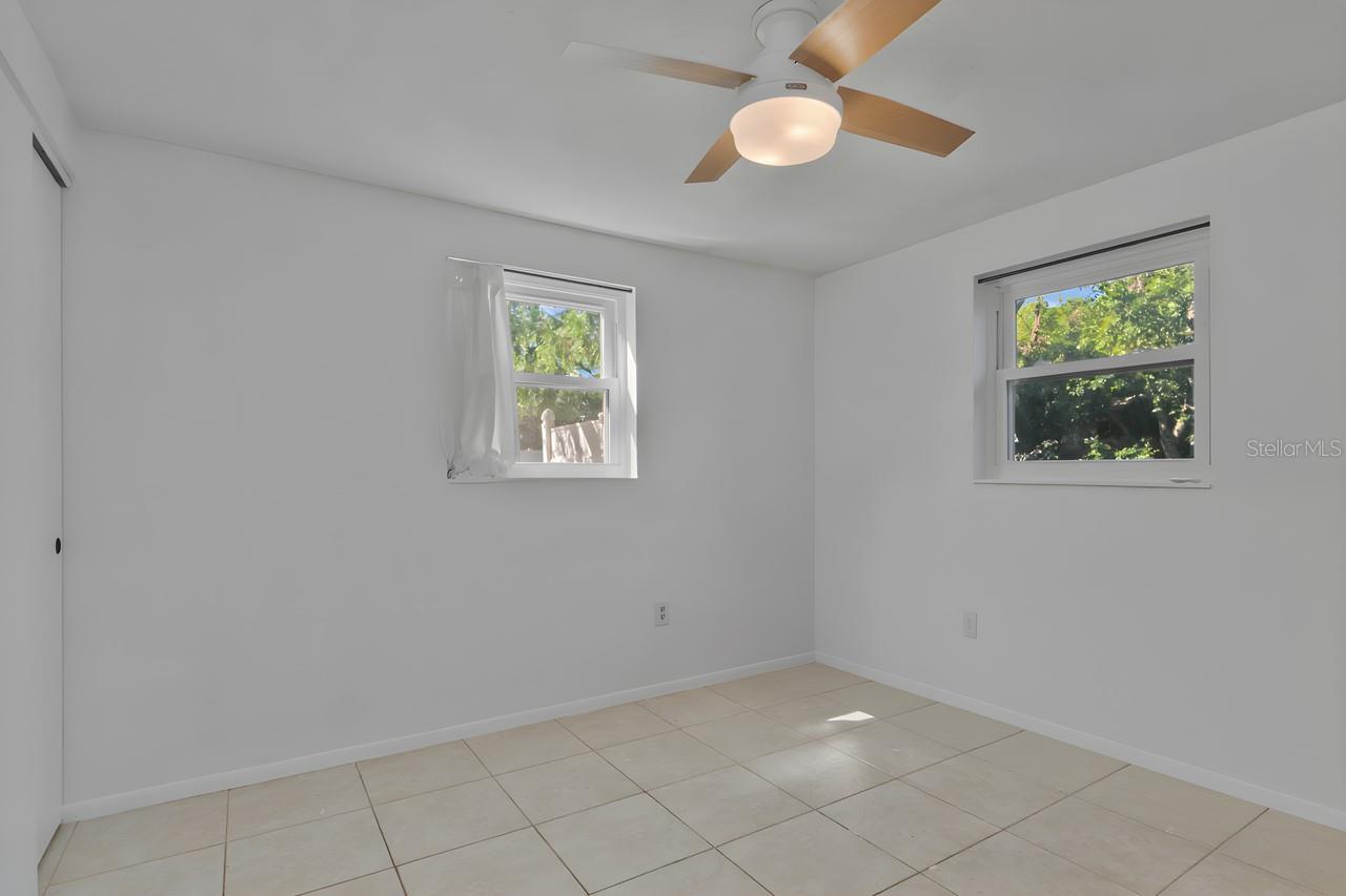 11005 HARDING DR — photo 35