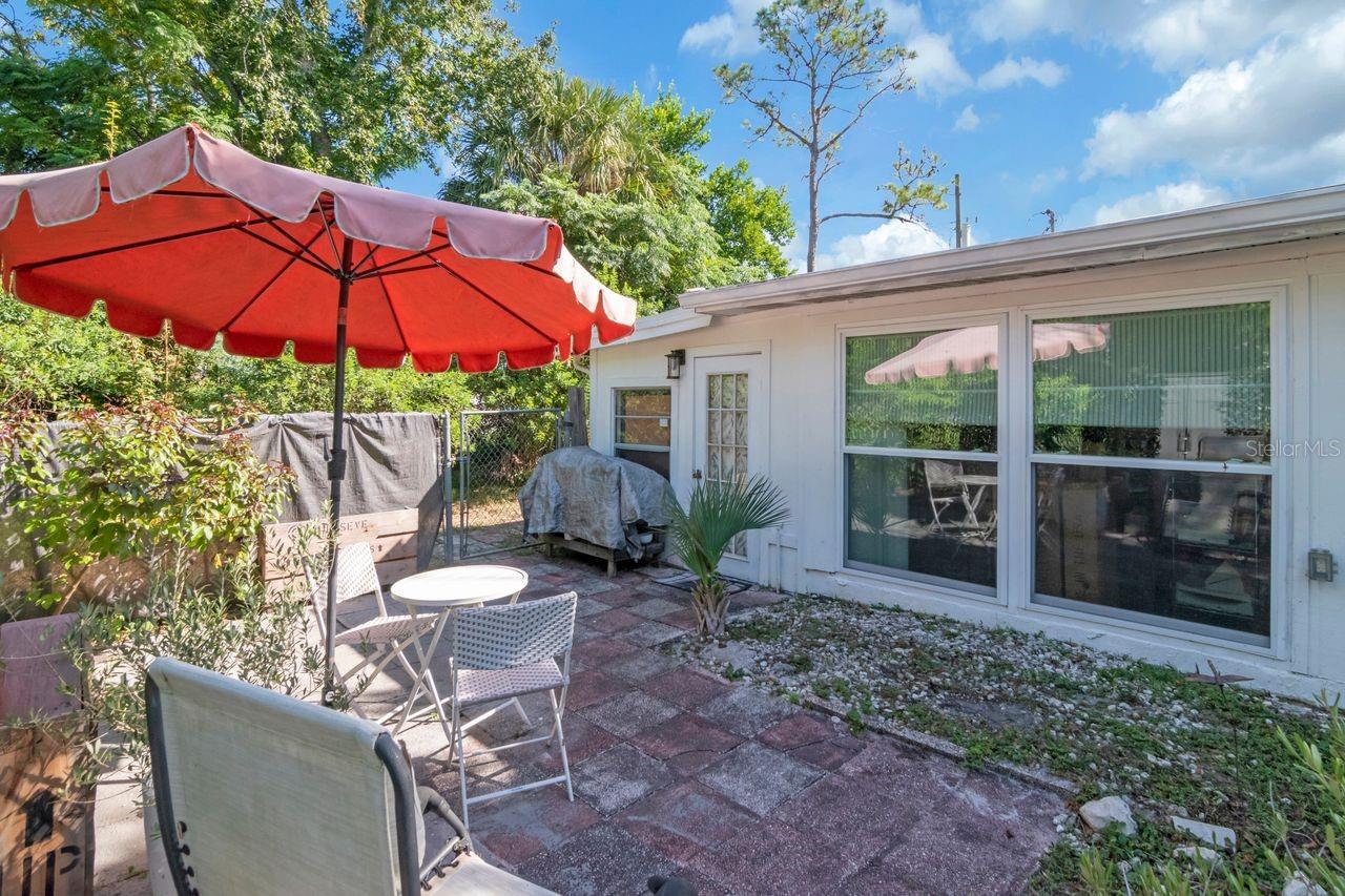 11005 HARDING DR — photo 42