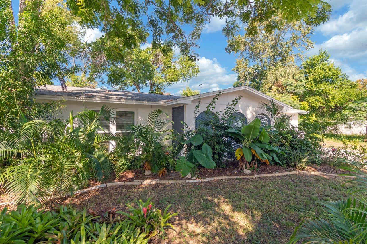 11005 HARDING DR — photo 50