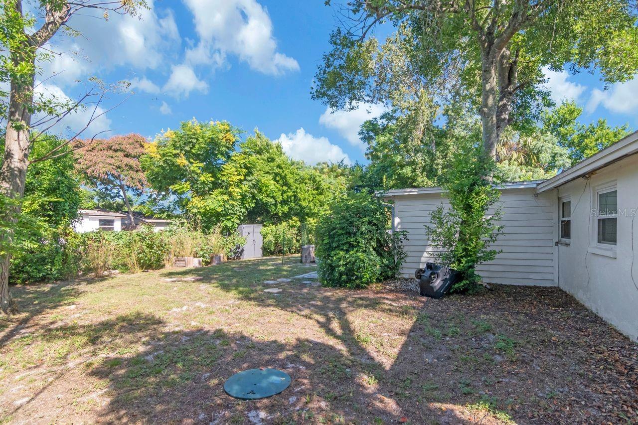 11005 HARDING DR — photo 46