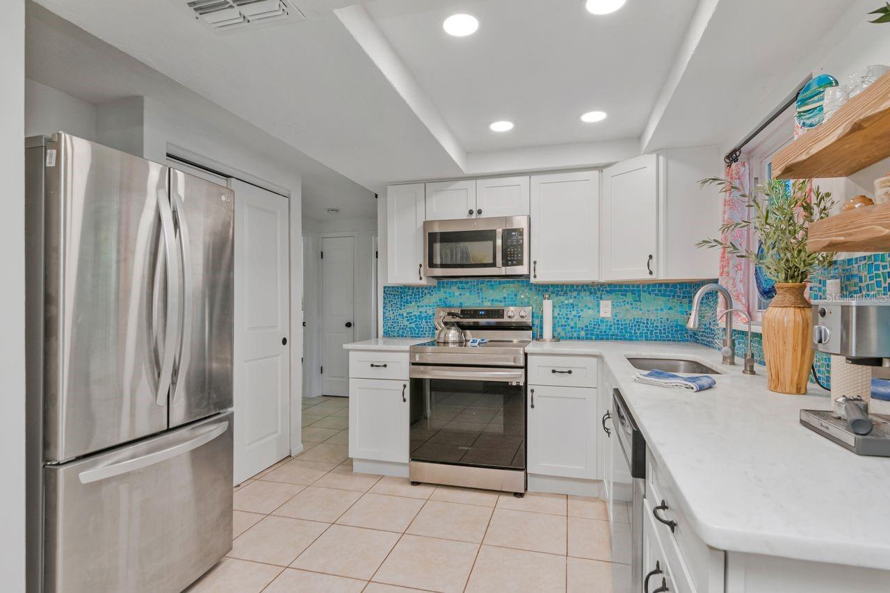 11005 HARDING DR — photo 21