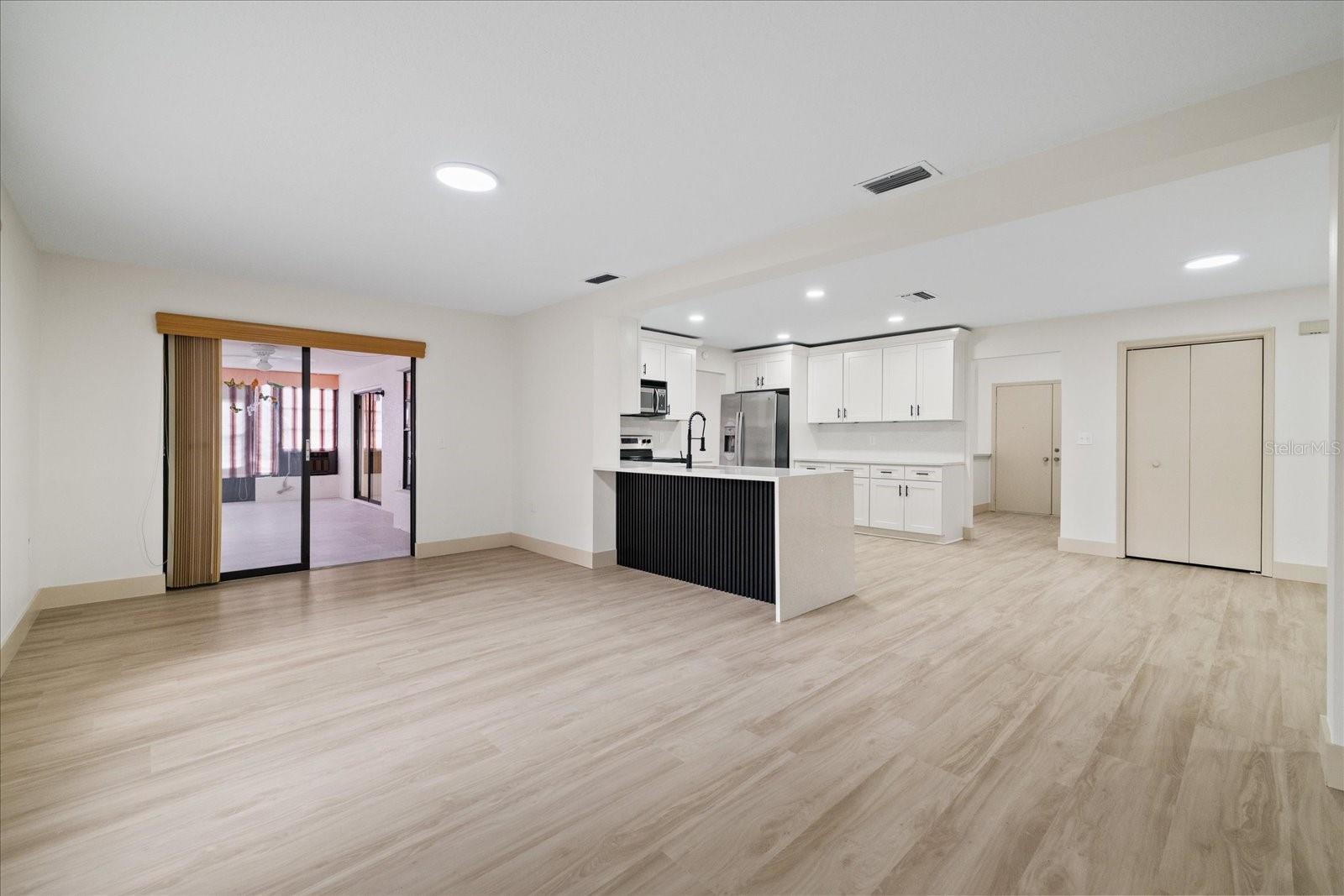 3655 ERIN BROOK DR — photo 10