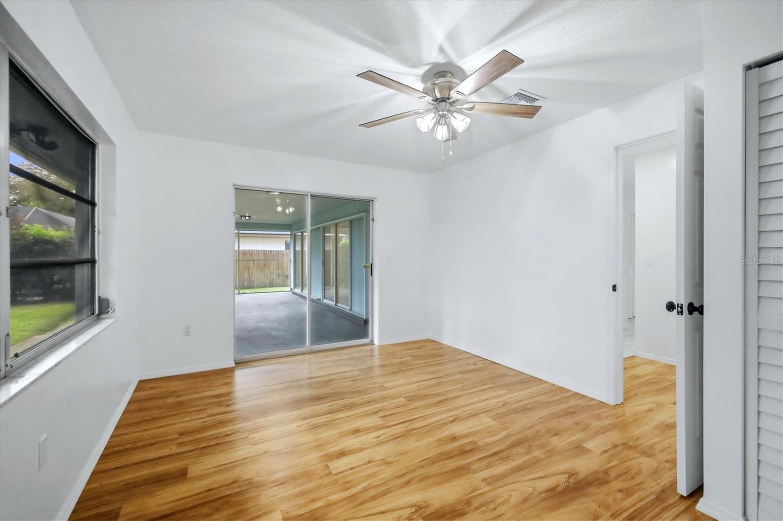 125 MIMOSA DR — photo 14