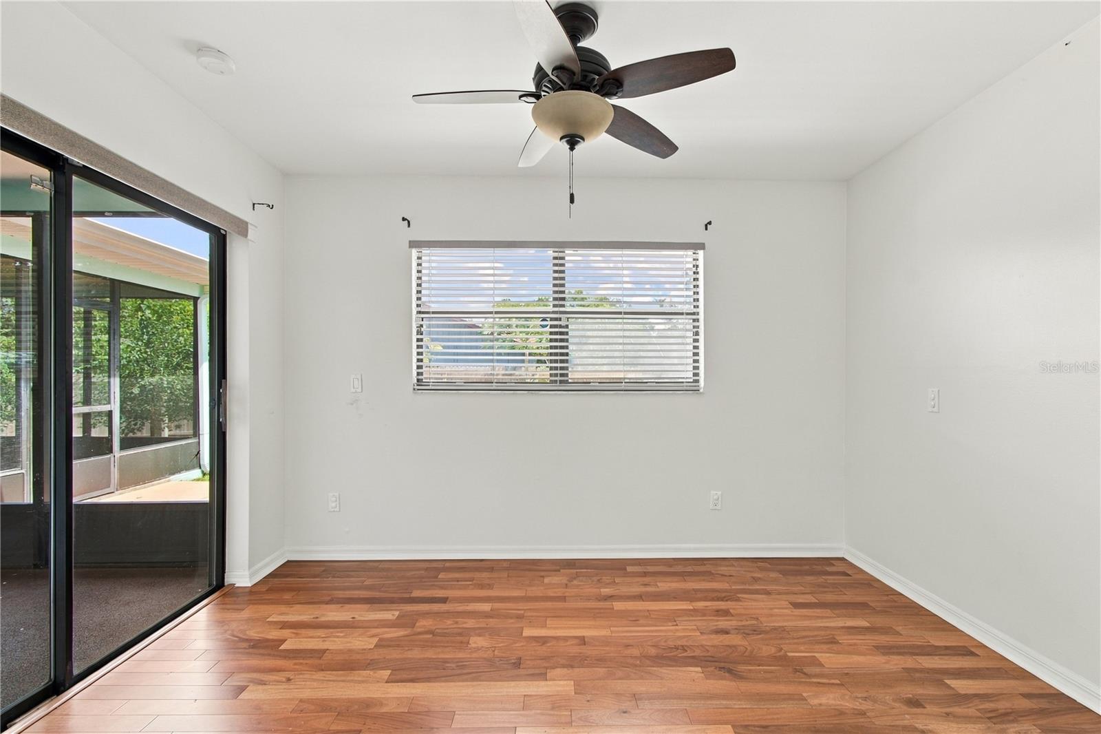 1507 POINSETTIA AVE — photo 19