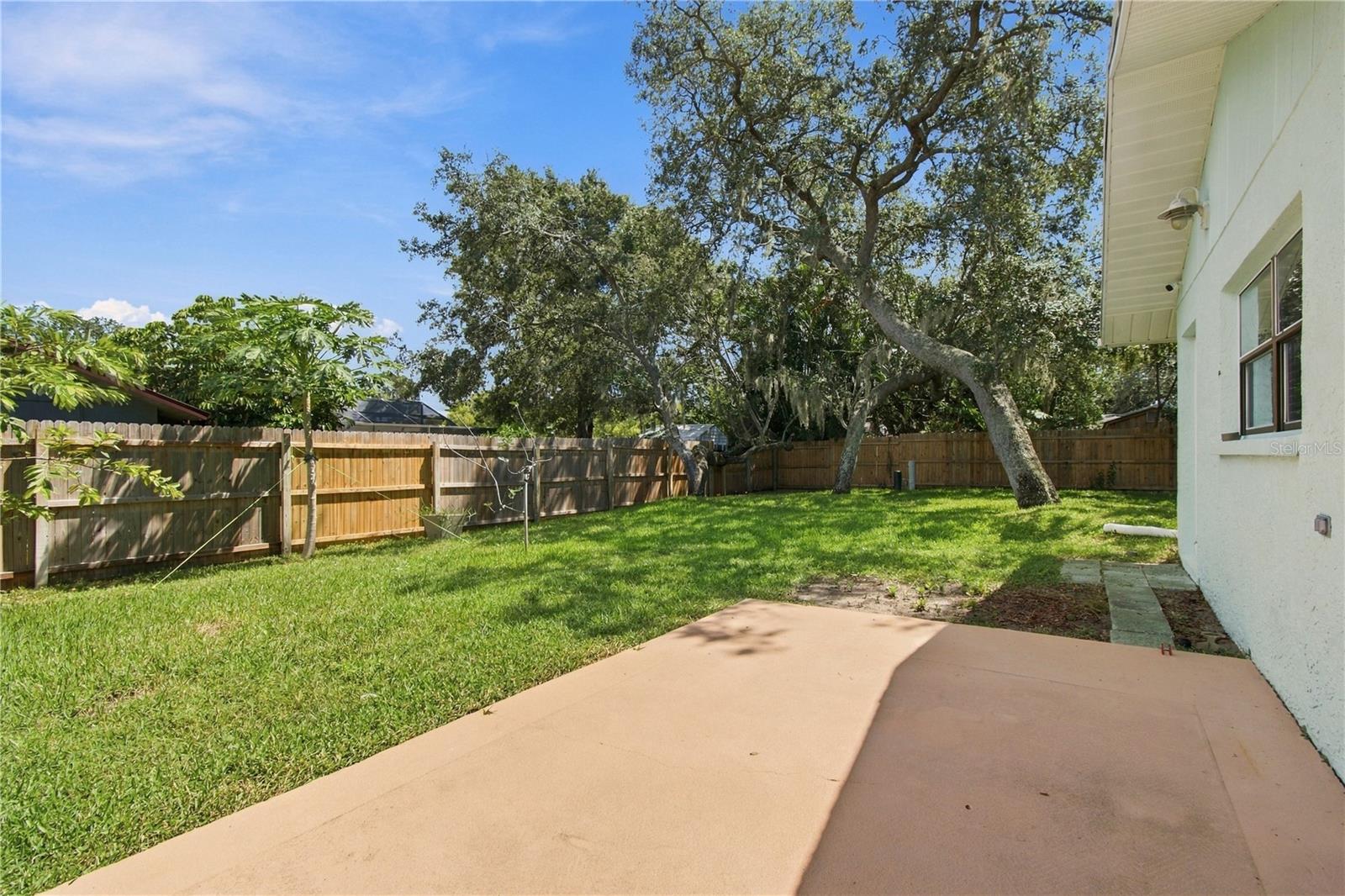1507 POINSETTIA AVE — photo 32