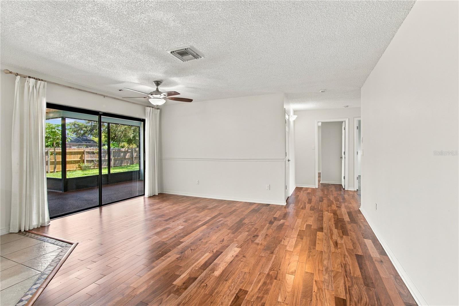 1507 POINSETTIA AVE — photo 15