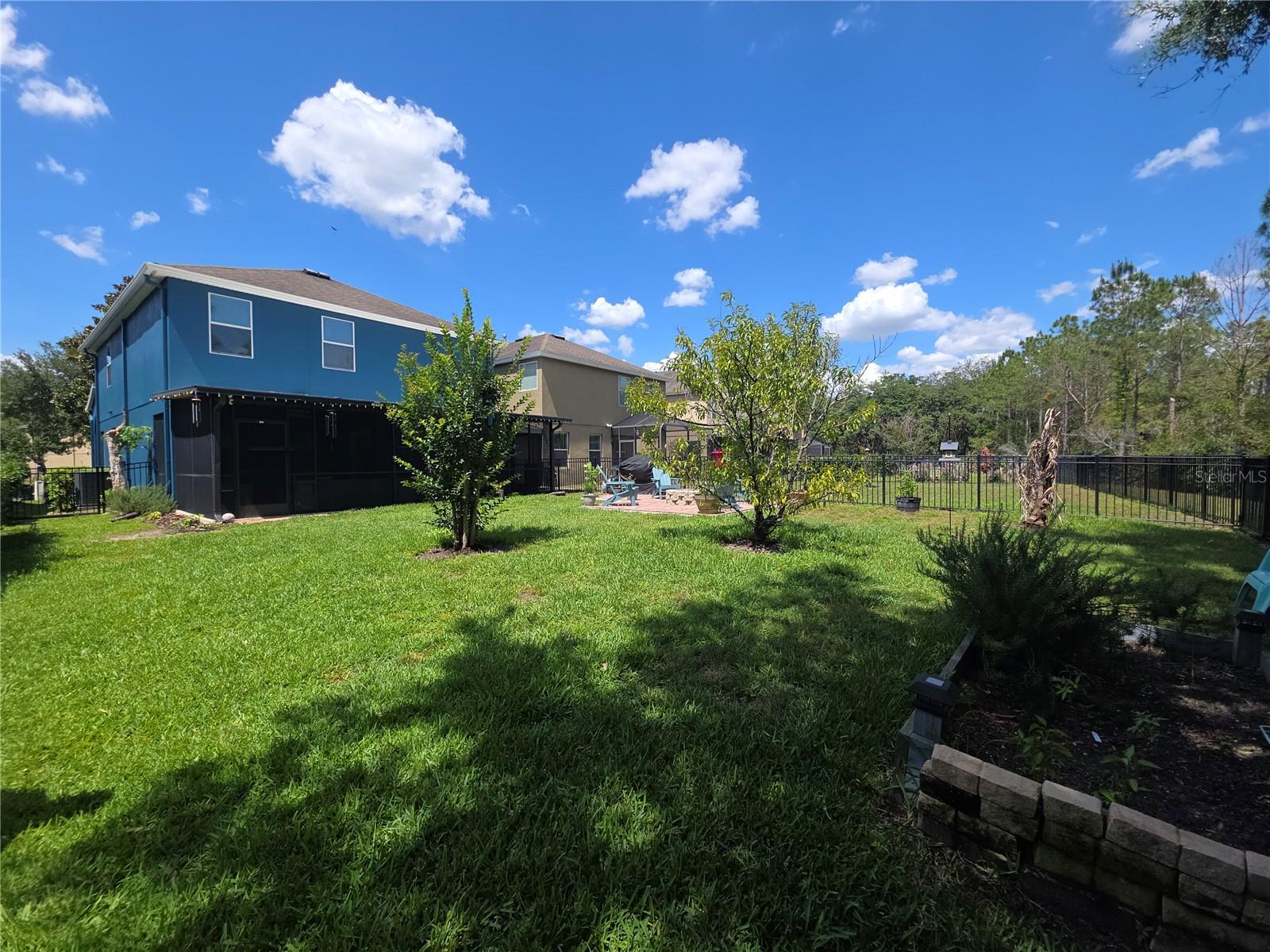 16117 STARLING CROSSING DR — photo 17