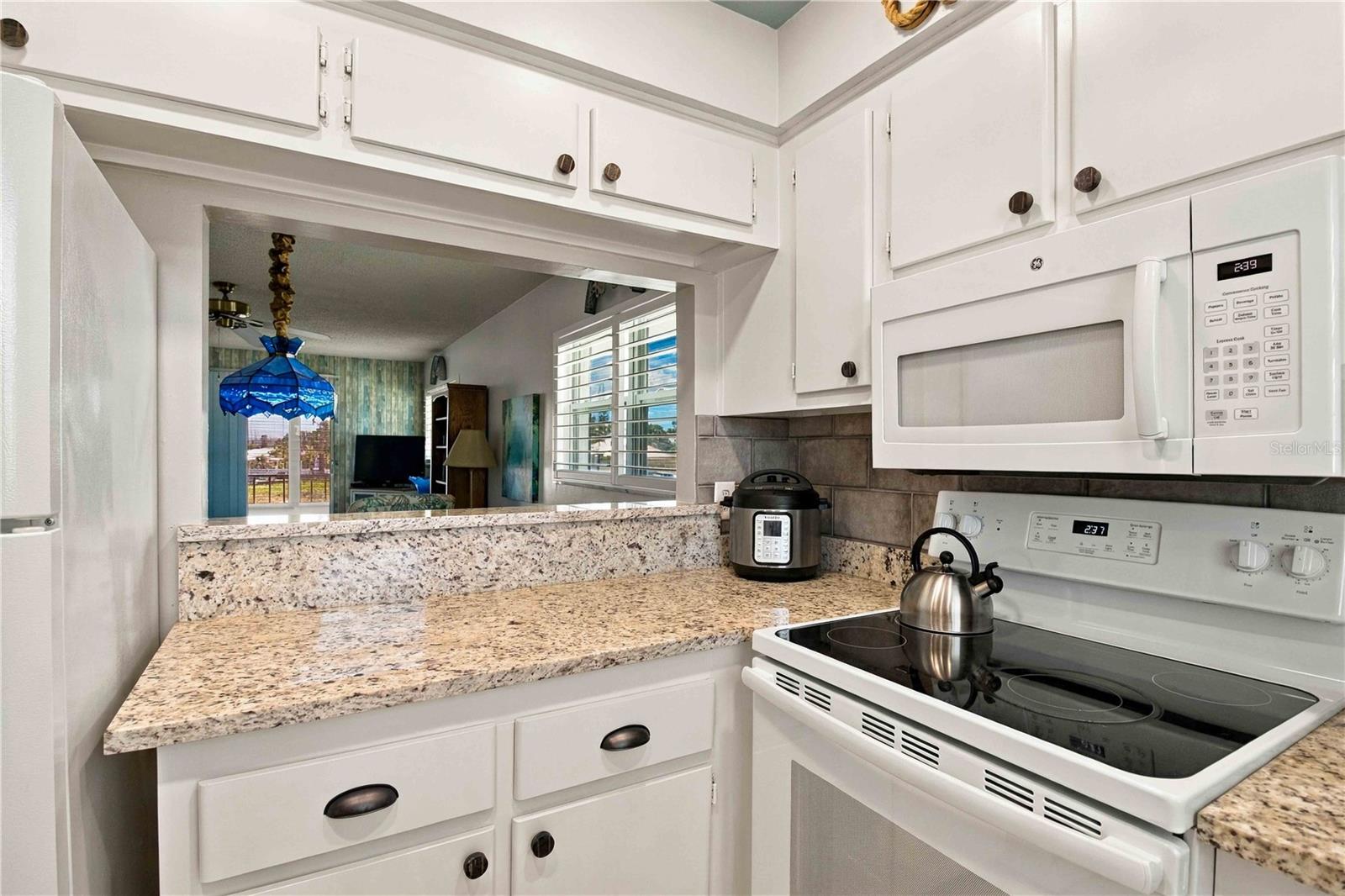 304 47TH AVENUE DR W #313 — photo 9