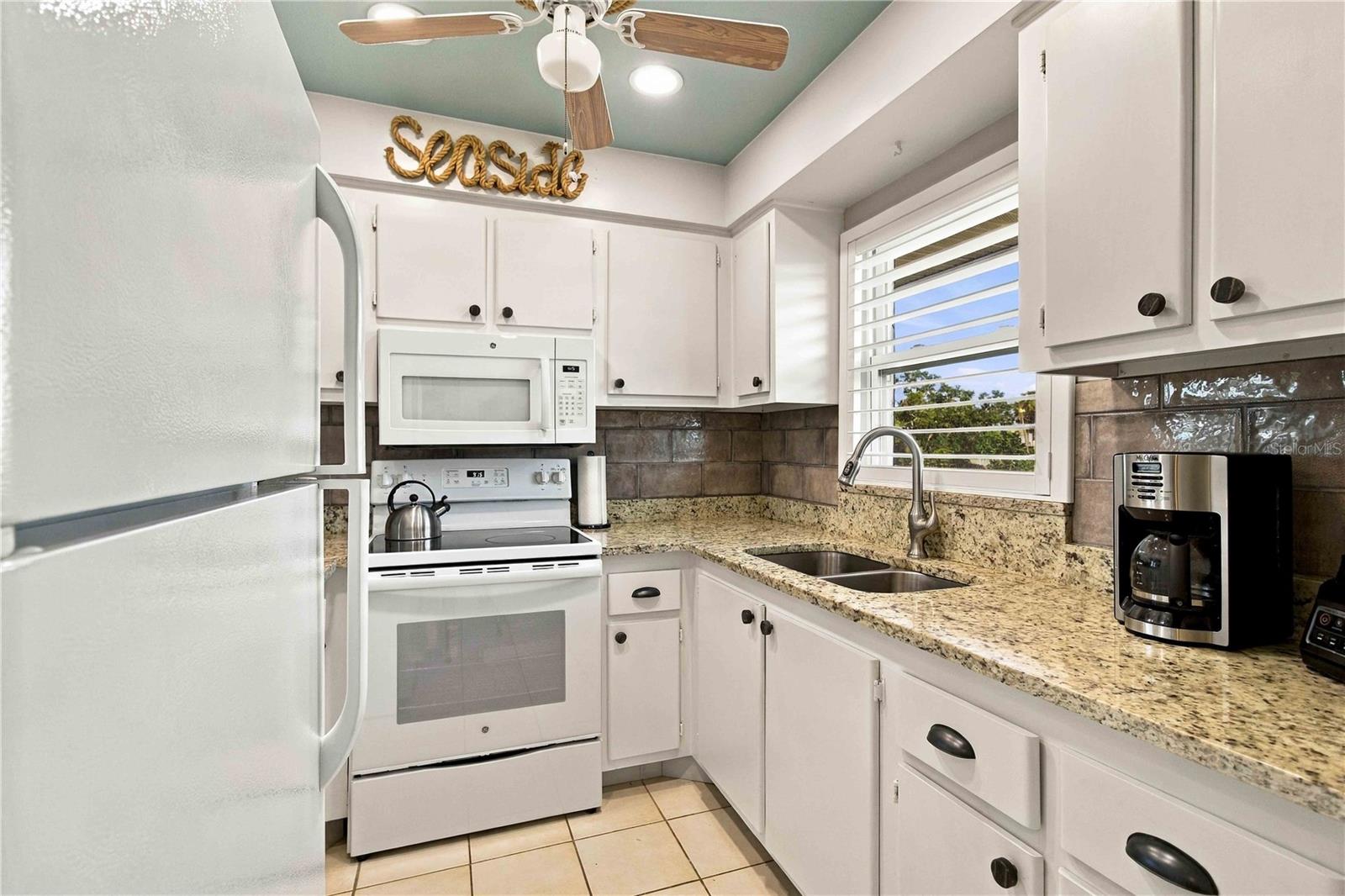 304 47TH AVENUE DR W #313 — photo 7