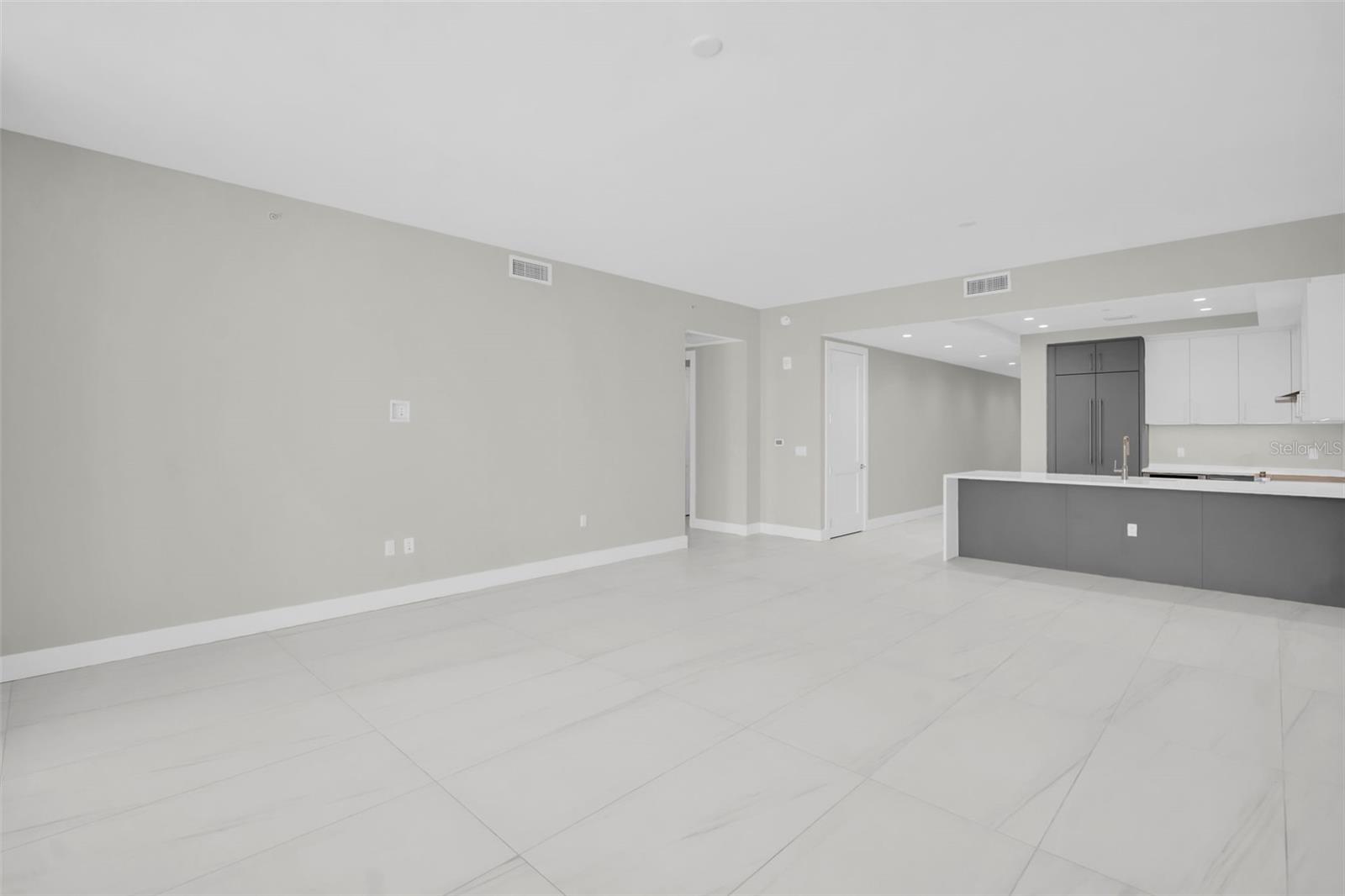 275 1ST AVE S #3304 — photo 21