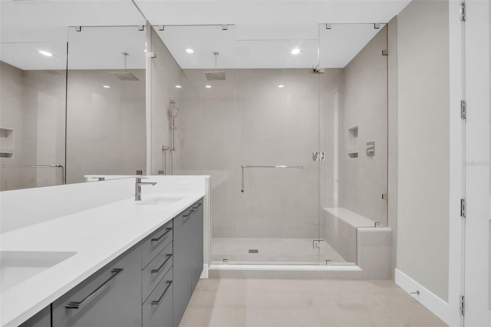 275 1ST AVE S #3304 — photo 37