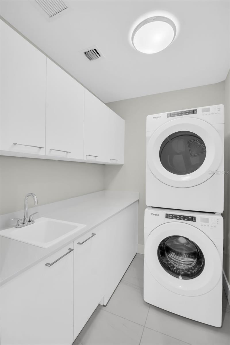 275 1ST AVE S #3304 — photo 51