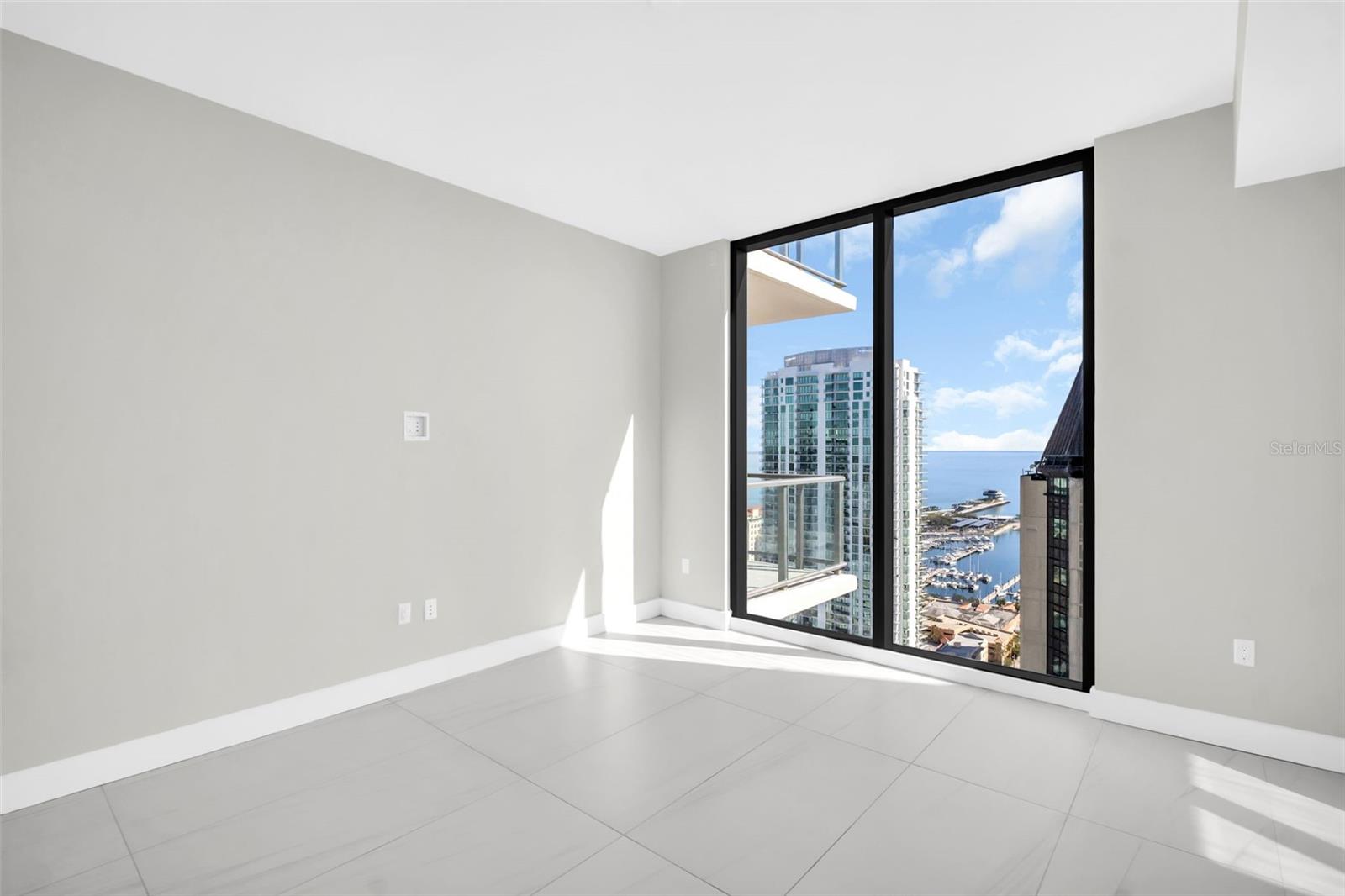 275 1ST AVE S #3304 — photo 32